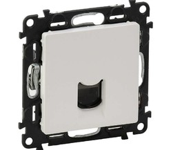 Механизм розетки комп. 1-м Valena Life RJ45 CAT.5E UTP с лицевой панелью бел. Leg
