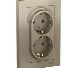 Розетка 2-м ATLAS DESIGN с заземл. 16А в сборе шампань SchE