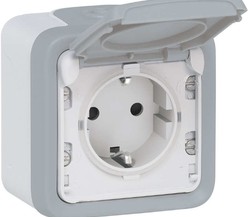 Розетка 1-м ОП Plexo с защ. крышкой IP55 сер. Leg 0