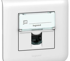 Розетка компьютерная 1-м СП Mosaic 2мод. RJ45 UTP 6 Leg 0