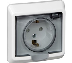 Розетка 1-м СП Этюд 16А IP44 250В защ. шторки с заземл. бел. SchE