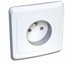 Розетка 1-м СП Этюд 16А IP20 без заземл. бел. SchE